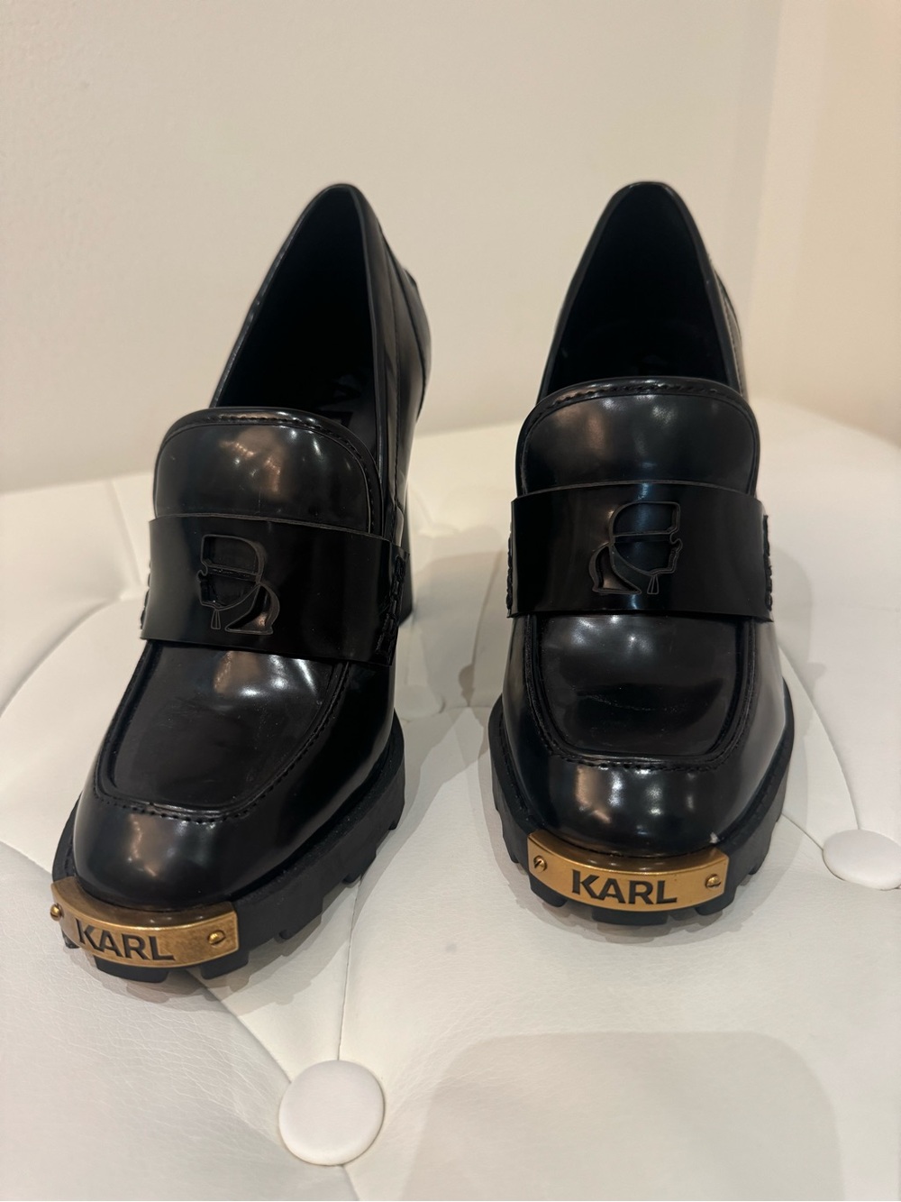 Karl Lagerfeld Black Leather Loafers with Gold Plate